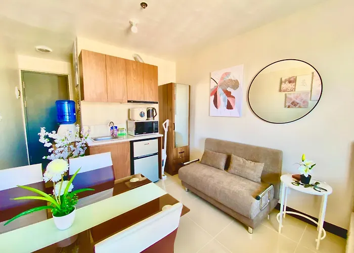 Cozy Near Airport With Pool And Ocean View Appartamento